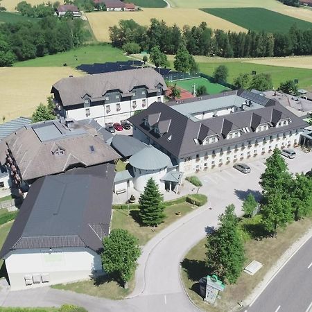 1A Landhotel Schicklberg Kremsmunster Bagian luar foto