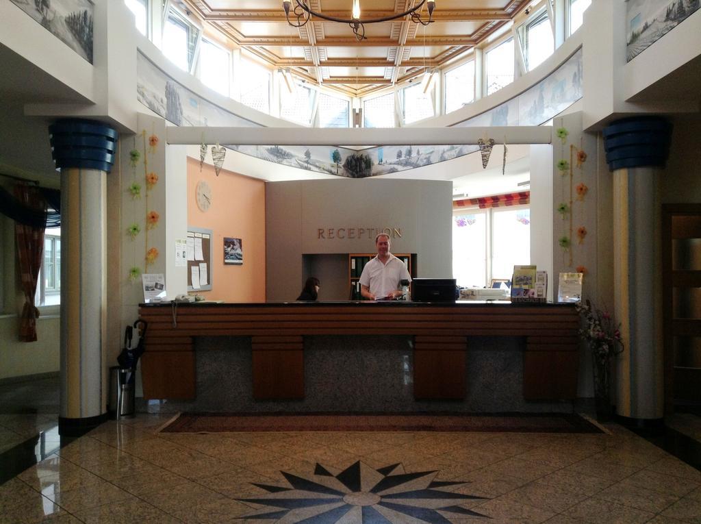1A Landhotel Schicklberg Kremsmunster Bagian luar foto
